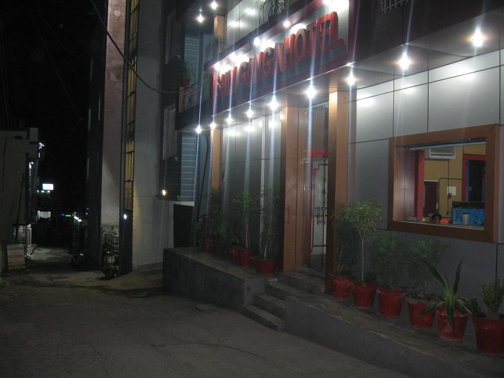 Hotel Shiv Ganga Ришикеш Экстерьер фото